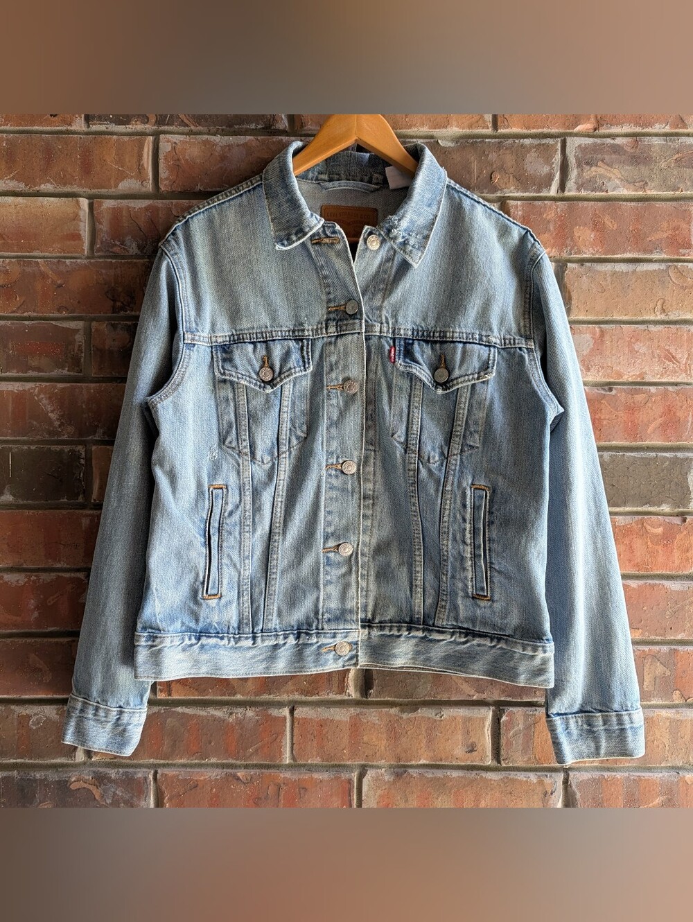 Levi's Ex Boyfriend Trucker Jacket Dream of Life Light Wash Distressed Sz Medium